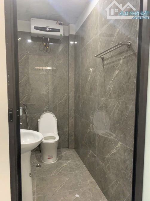 Bán nhà 3 tầng mới đường ô tô đi khu Khả Lễ, phường Võ Cường, giá 4,85 tỷ - 2