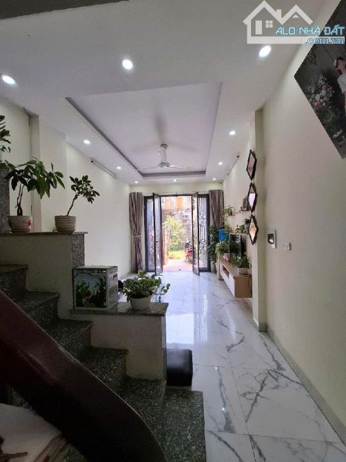 Bán nhà 4.5 tầng Đồng Mai- Hà Đông 33m nhỉnh 3.86tỷ. - 2
