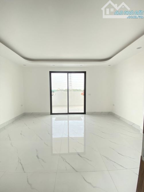 Gần ngay  Ql6 đúng  ,nhà mới tinh 5 tầng tại Biên Giang - Hà Đông , ô tô đỗ ,giá - 2