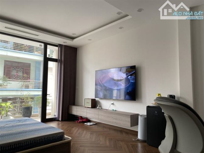 Ở giữa lòng Cầu Giấy, có một căn nhà khiến bao người mơ ước…" - 2