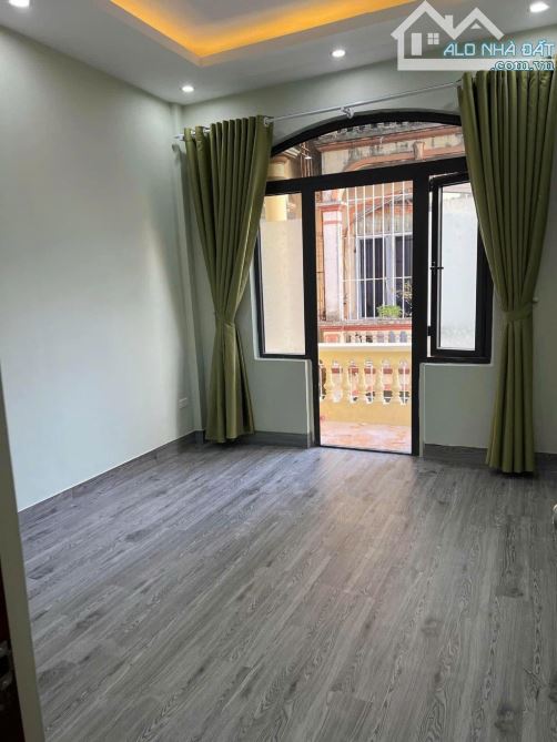 Bán nhà Linh Đàm, 45m2 x 5 tầng, 6 ngủ, nhà sát chợ, gần hồ, nhiều tiện ích, nhỉnh 8 tỷ - 2