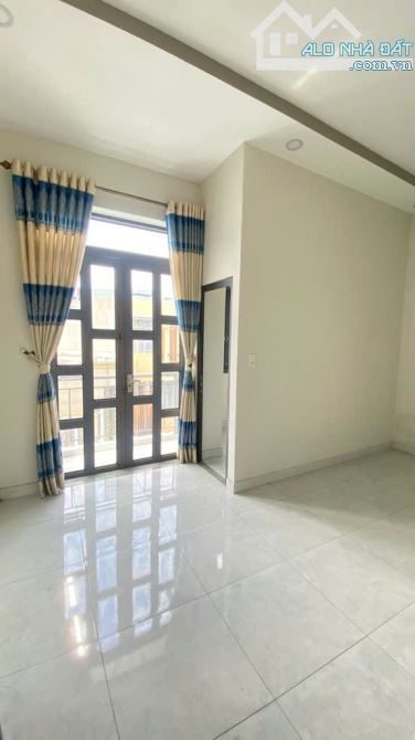 Siêu Phẩm Nhà Đẹp Nguyễn Ảnh Thủ – 72m² – Chỉ 5,5 Tỷ - 2