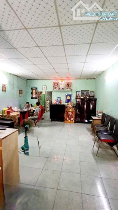 Bán đất tặng nhà MTKD Phú Định, Q. 8, 93m2, giá 7 tỷ thương lượng nhẹ - 2