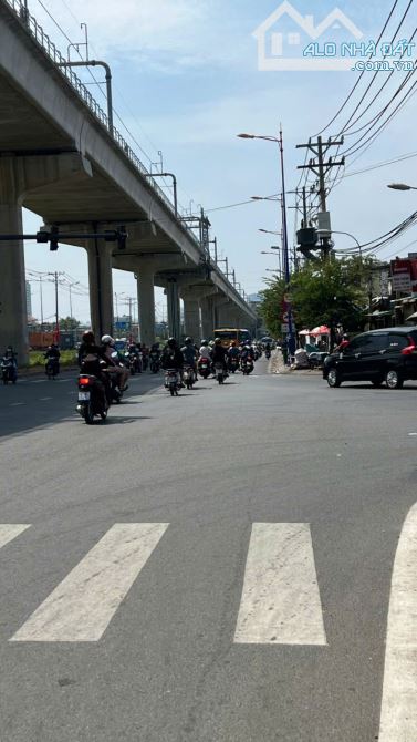 🌟 159m² Nhà Nở Hậu, Chủ Tự Xây Ở, 4m Xe Hơi - 60tr/m² - Cách Vành Đai 2 Chỉ 2 Phút - 2