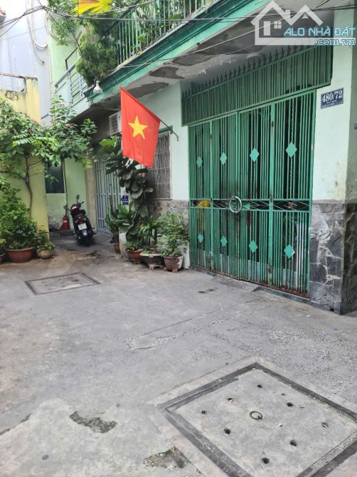 BÁN GẤP!!HẺM NGUYỄN TRI PHƯƠNG - 2 TẦNG - KHU TRUNG TÂM QUẬN 10 - CHỈ 4,28 TỶ THƯƠNG LƯỢNG - 2