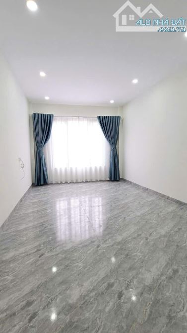 BÁN NHÀ THANH TRÌ 4 TẦNG THANG MÁY - Ô TÔ THÔNG - 60M NHỈNH 8 TỶ - 2