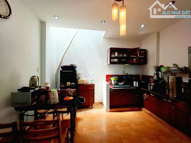 Nhà mới cứng cáp vào ở ngay 3tầng ngay Nguyễn Suý giáp chợ Tân Hương HXH chỉ 5🧄5 - 2