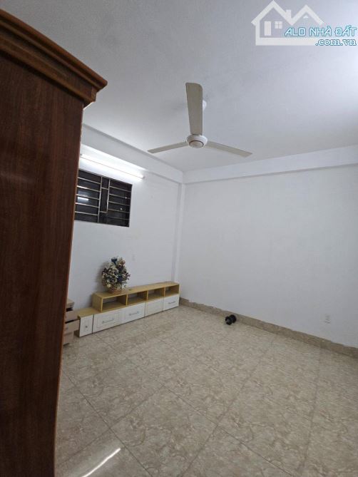 BÁN NHÀ BÙI QUỐC KHÁI , NGAY LINH ĐÀM NHÀ 5 TẦNG  . MT 3,6 M . GIÁ 11 TỶ - 3