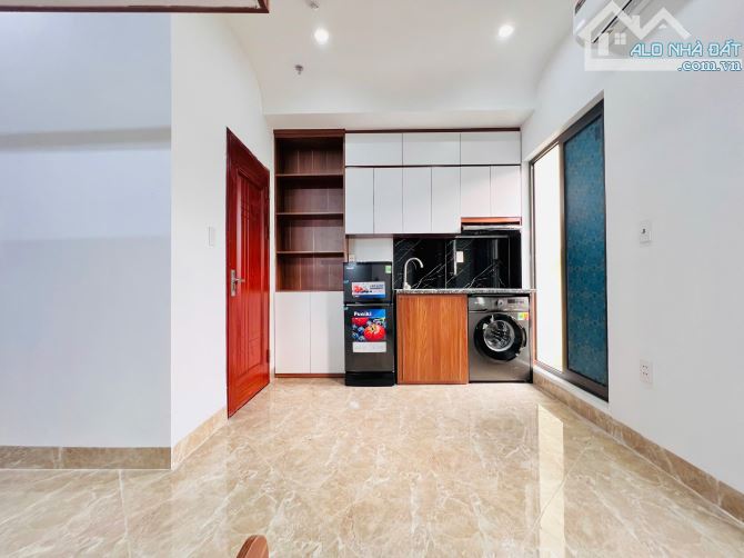 Cho Thuê CCMN 213 GIÁP NHẤT Thanh Xuân 30m2 Gác Xép, Giường Ban Công Cửa Sổ Giặt Riêng TM - 3