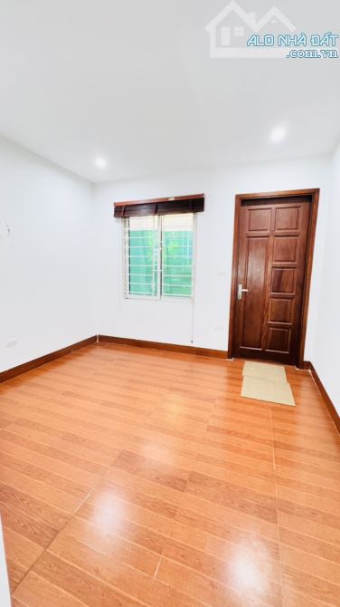 Nhà đẹp phố hoàng cầu full tiện ích - 3