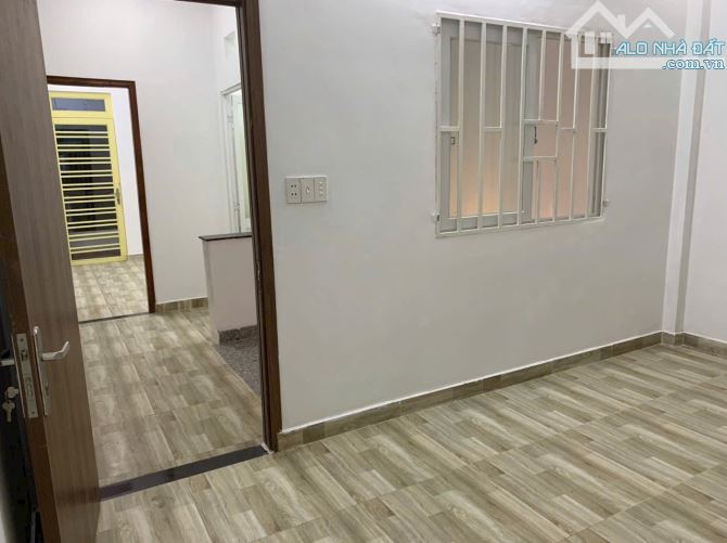 Bán nhà sổ riêng 1 trệt 1 lầu ở bình hưng hoà giá 3,9 tỷ - 3