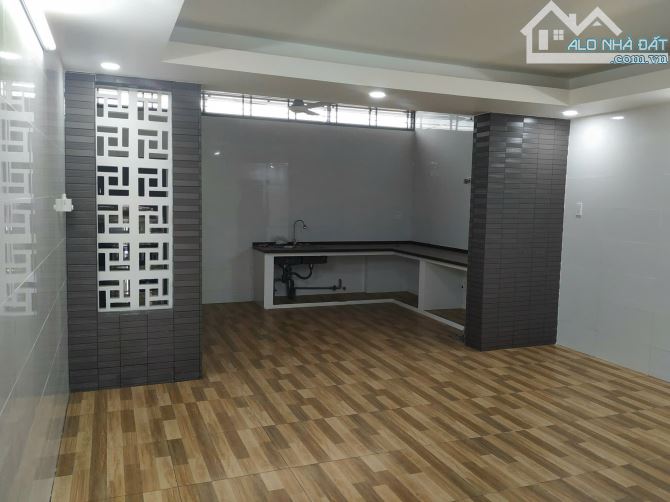 Cho thuê nhà mặt tiền đường lê trọng tấn, gần trường chuyên lý tự trọng - 3