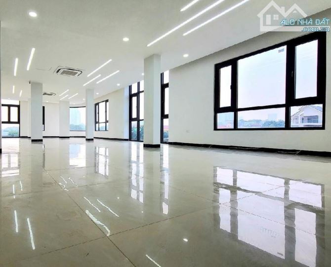 Bán tòa nhà đối diện Viện K Tân Triều, Lô Góc, MT 35m 7 tầng thâng máy - 3
