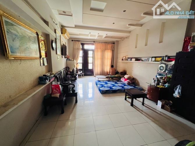 Bán gấp nhà đẹp ở ngay MT khu đường số 84 Cao Lỗ, he hơi ngủ nhà, 80m2, 4T, SHR. - 3