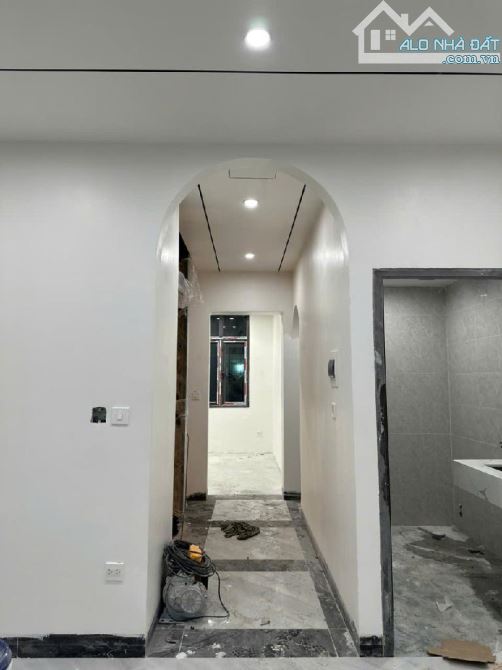 +B.án n.hà ĐẸP ĐỨC GIANG-16.5 tỷ -PL LK-KHU VỰC ĐANG PHÁT TRIỂN CHÓNG MẶT DT95m2 × 4Tx - 3