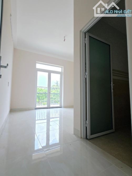 Nhỉnh 4 tỷ- 68m²- Nhà 2 tầng mới- HXH- Gần Ga Metro- Q9 - 3