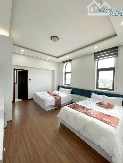 Bán villa siêu đẹp ngay trung tâm giá 28tỷ mới tinh - 3