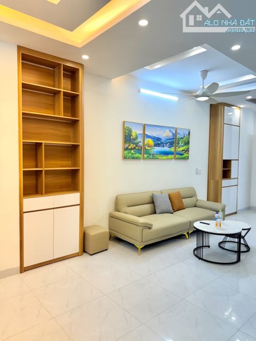 ⸻  MỸ ĐÌNH - NHÀ ĐẸP - NGÕ THÔNG GẦN PHỐ - Ô CHỜ THANG MÁY - 2 Mặt thoáng - 3