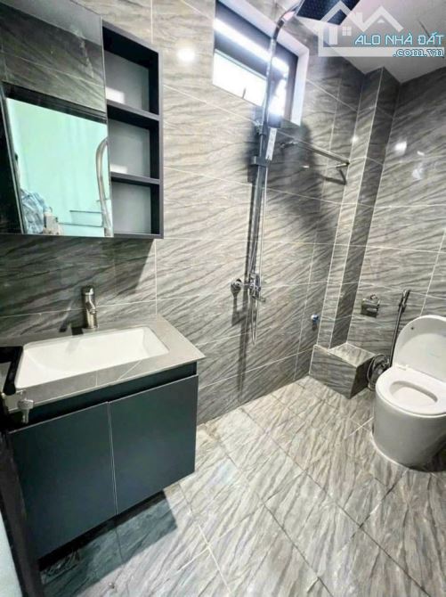 Bán nhà Lại Yên, Hoài Đức. Căn góc 43m2 đơn lập 2 mặt thoáng. Cạnh Chợ, sau trường Mầm Non - 3