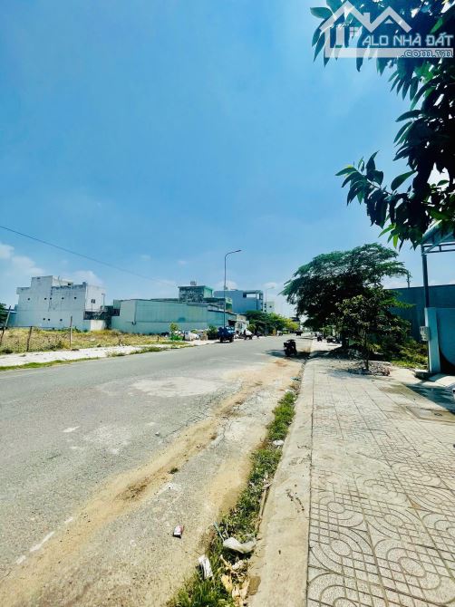 BÁN KHO 260M²( 2 sổ mỗi sổ ngang 5x26)- GIÁ 4 TỶ8  – Hiện tại đang cho thuê 16tr /tháng - 3