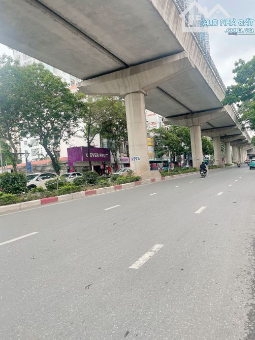 Bán nhà mặt phố Cầu Giấy, 45m2, nhà mới, full nội thất, vỉa hè trước sau, hơn 30 tỷ. - 3