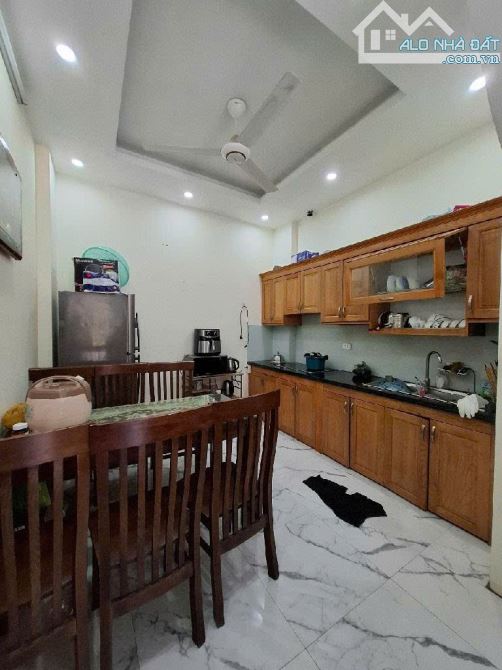 Bán nhà 4.5 tầng Đồng Mai- Hà Đông 33m nhỉnh 3.86tỷ. - 3