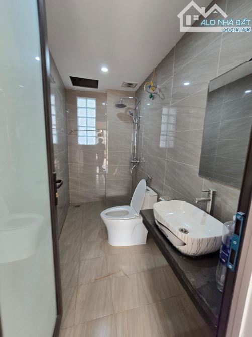 Nhanh thì còn - Nhà Phúc Lợi 5T chỉ hơn 4 tỉ đẹp keng - Quận Long Biên - 3
