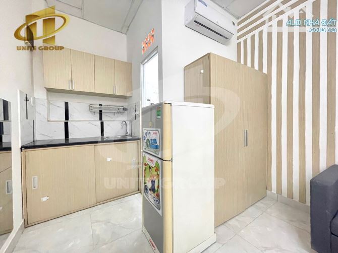 Studio cửa sổ nội thất đầy đủ gần quận 1, quận 2 - 3