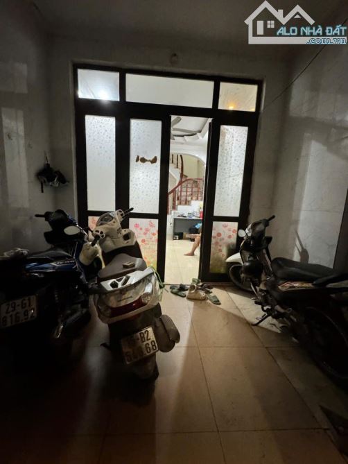 Bán nhà Linh Đàm, 45m2 x 5 tầng, 6 ngủ, nhà sát chợ, gần hồ, nhiều tiện ích, nhỉnh 8 tỷ - 3