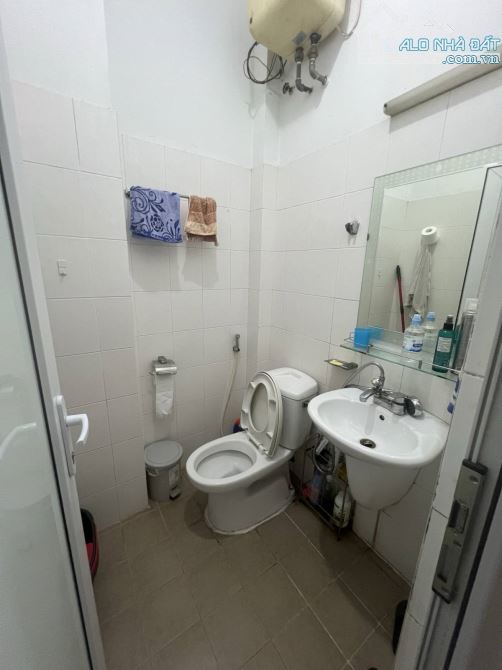 BÁN CĂN HỘ DÒNG TIỀN - TRUNG TÂM QUẬN BA ĐÌNH   Doanh thu 120 triệu/tháng |Cách ô tô - 3