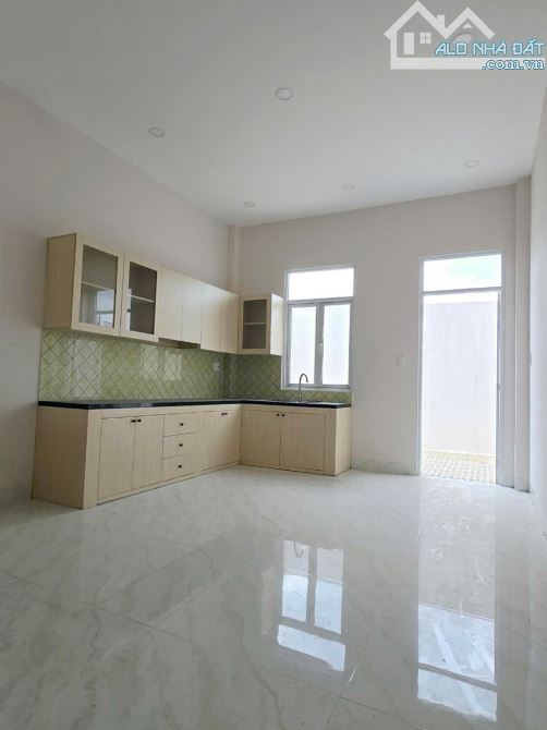 BÁN NHÀ QUẬN 9, NHÀ MỚI ĐẸP 2TẦNG DT68M, XE HƠI 2LÀN, CHỈ NHỈNH 4TỶ TL, PHƯỜNG LONG BÌNH. - 3