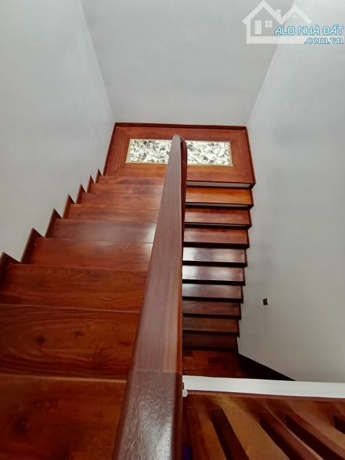 Cần Bán Gấp Biệt Thuỵ Sân Vườn Thạch Bàn chì 27 tỷ-148m2-Mt 8m-FULL NỘI THẤT-KHU ĐÔ THỊ - 4