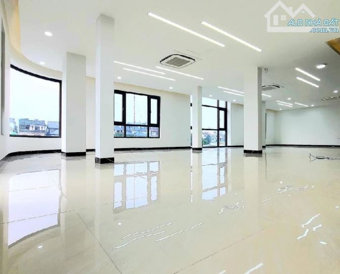 Bán tòa nhà đối diện Viện K Tân Triều, Lô Góc, MT 35m 7 tầng thâng máy - 4