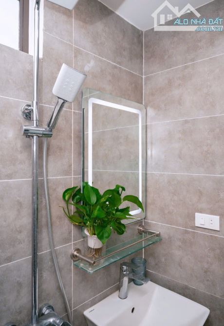 CHO THUÊ CĂN HỘ DỊCH VỤ FULL NỘI THẤT - VÕNG THỊ,PHƯỜNG BƯỞI, TÂY HỒ, HÀ NỘI - 4