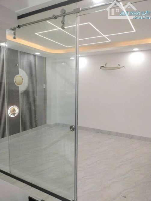 🎉 MỪNG ĐẠI LỄ 30/4 - CHỦ NHÀ GIẢM SỐC 150 TRIỆU! - 4