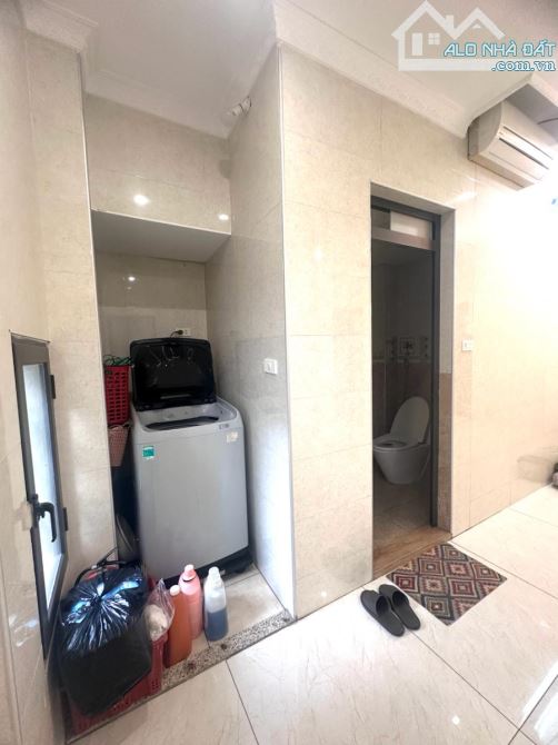 NHÂN HÒA  QUAN NHÂN THANH XUÂN CĂN HỘ 3 NGỦ LÔ GÓC FULL NỘI THẤT TUYỆT ĐẸP 130m 5,5 TỶ - 4