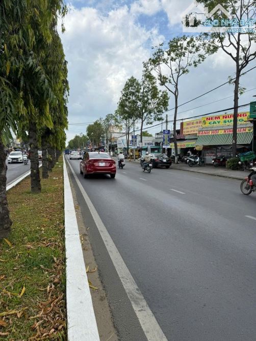 Bán nhà mặt tiền đường Nguyễn Văn Cừ nối dài, 672 m2 65 TỶ, TP CẦN THƠ - 4