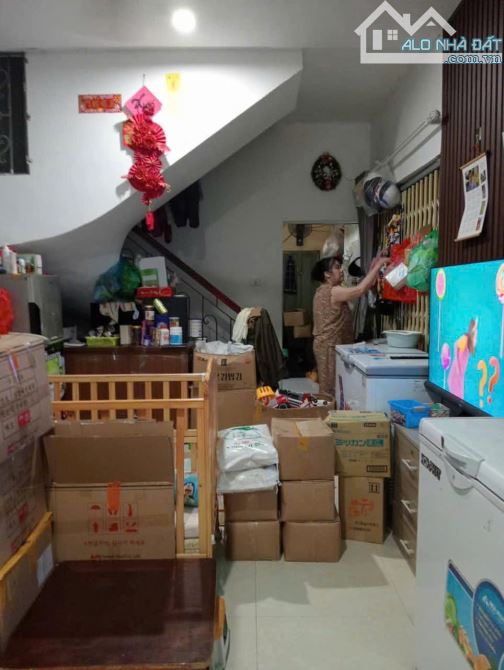 Bán Nhà  2 Tầng, phố Cổ Đặng Thái Thân, Hoàn Kiếm , diện tích 35m, mặt tiền gân 4 m, tài - 4