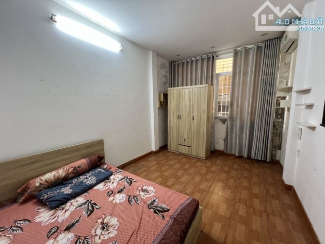 Trịnh Hoài Đức Đống Đa đối điện sân vận động ngõ oto chánh kinh doanh đỉnh - 4