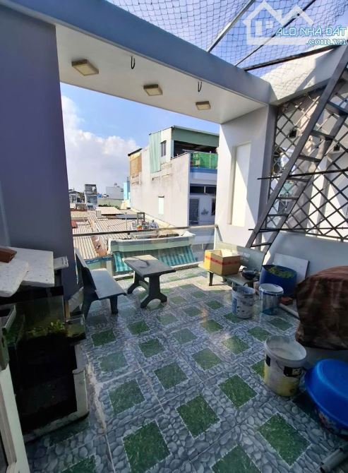 Nhà 4 tầng full nội thấp 50m2 chỉ hơn 5 tỷ , ngay UBND p. Phú Thuận Quận 7 - 4