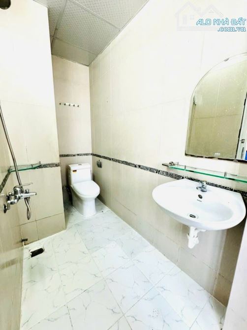 Bán CHDV 9 tầng, Tân Mỹ. 70m2 - Ngang 6m - Thang máy - Full NT - 100tr/tháng. Chỉ 2x ty - 5