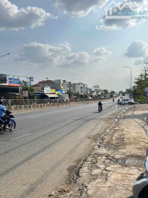 Mặt tiền Xa Lộ Hà Nội P. Tân Hiệp, Biên Hoà. Gần BV ĐN. 18x51m 920m. Giá 28 tỷ. - 5