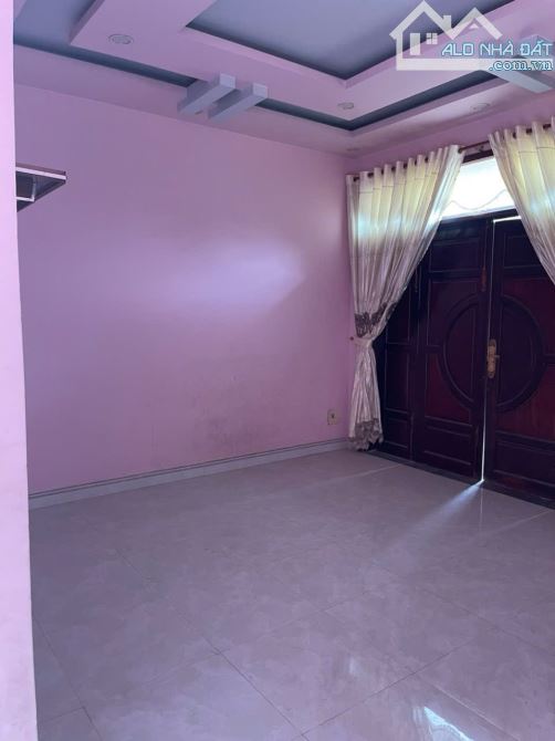 Nhà Lầu Đẹp Có Sân Rộng Gần Giáo Xứ Trà Cổ Thuộc Bình Minh - Trảng Bom, Đồng Nai.  - DT - 5