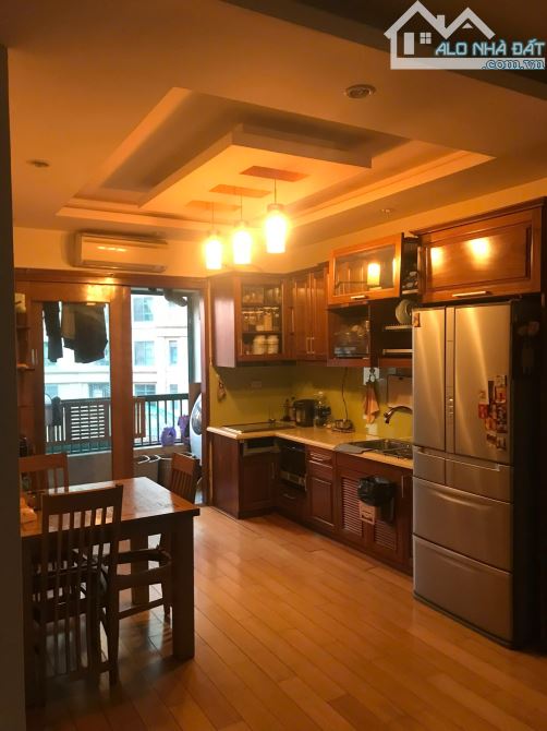 Bán CHCC tòa CT5 Mỹ Đình Sông Đà. DT 132m² gồm 4pn và 2vs, nhà 2 mặt thoáng. Giá 8,35 tỷ. - 5