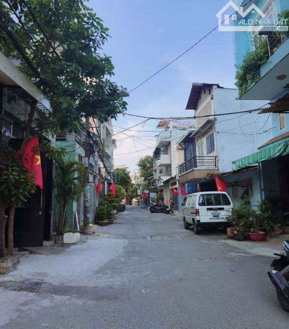 Bán nhà hẻm thông 7m KD, Huỳnh Thiện Lộc, Hoà Thạnh, Tân Phú, 64m2, 4 tầng, giá bèo - 5