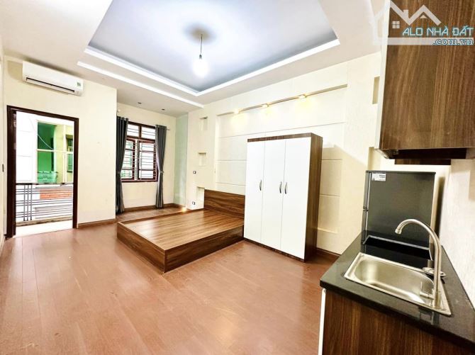 LẠC LONG QUÂN NGÕ THÔNG THOÁNG 5 TẦNG CÓ Ô CHỜ TM 15 CĂN HỘ THUÊ 60 Tr 120m MT 5.5m - 5