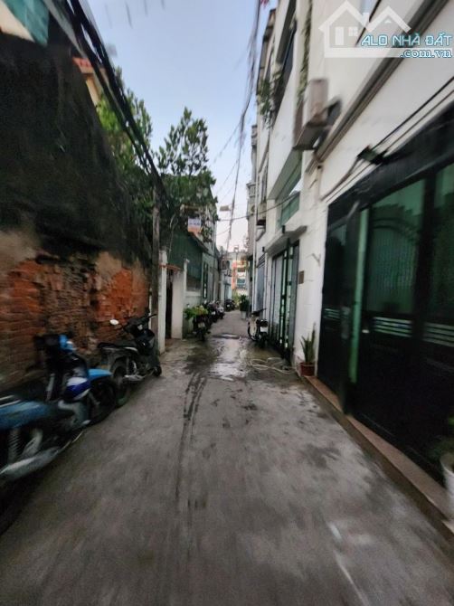NHÀ 43m x 4 tầng - MT 4,35m chỉ 4,98 tỷ Phố Ngọc Trì - 5