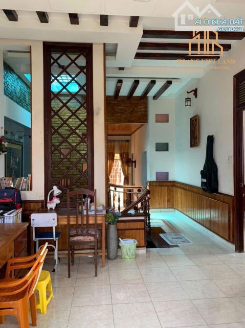 Cần bán nhà 1 trệt 1 lầu đường Văn Cao khu Trung Cao - DT: 10,2m x14m m, TC 100%. Hướng:Đô - 5
