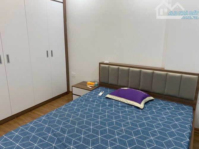 Bán nhà dân xây 5 tầng ô tô vào nhà 2 thoáng ở cực sướng chỉ 4 tỷ 9 - 5