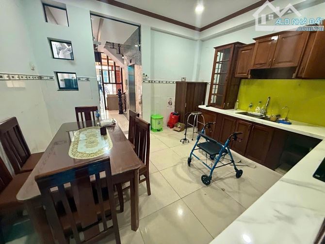 ✨ NHÀ VỊ TRÍ ĐẸP DIỆN TÍCH ĐẸP, GIÁ TỐT, 74M2 (Ngang 4.2M/ Nở Hậu 4.5M x Dài 18M) - 7,5 TỶ - 6
